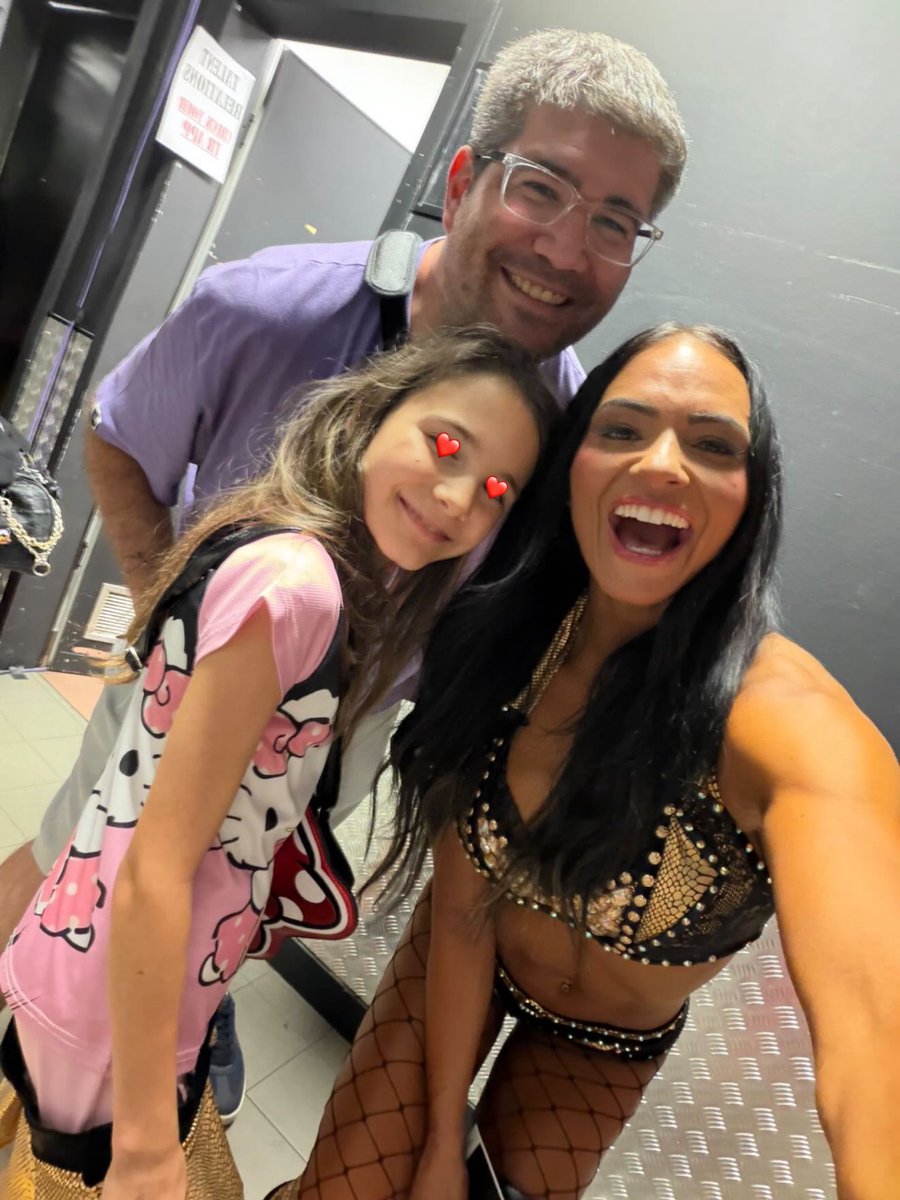 Lucone84mtg's tweet photo. Dreams really do come true. ❤️
Last night at SmackDown Bologna, Alice got to live her biggest dream.
Thank you Kiana, Giulia, Rhea, Charlotte, Michin, Raquel, JD McDonagh and everyone who made this unforgettable moment possible.
❤️❤️❤️❤️❤️❤️ https://t.co/kRB9gzevgH