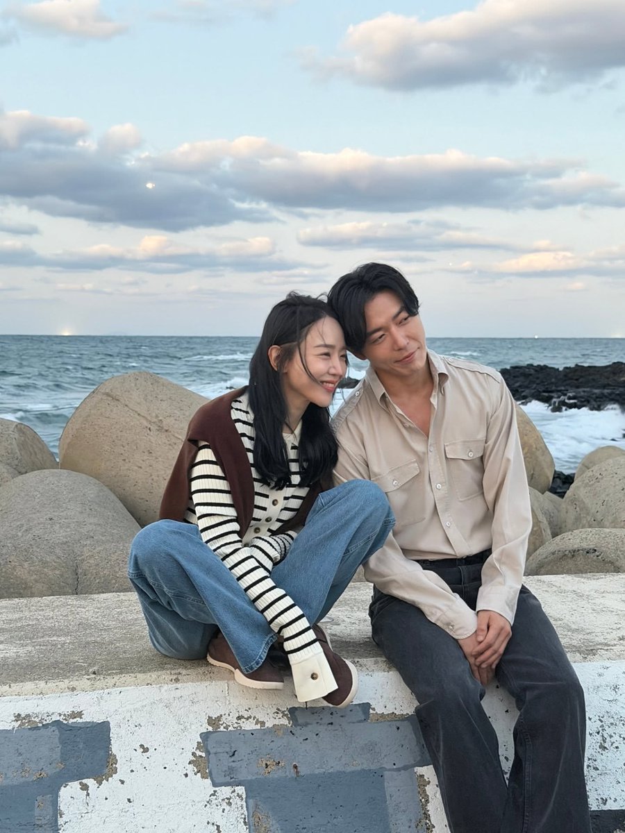 hnaesun's tweet photo. May you always find happiness, even if it’s not with me. https://t.co/gYAL7cYh2N