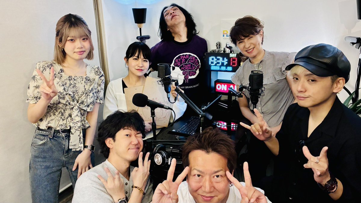 syabelu's tweet photo. そんな訳で本日も月1ラジオRadio36521時よりー！！

本編こちらからっ！！

https://t.co/6xHSd9eh2W https://t.co/DGWlFy09YJ
