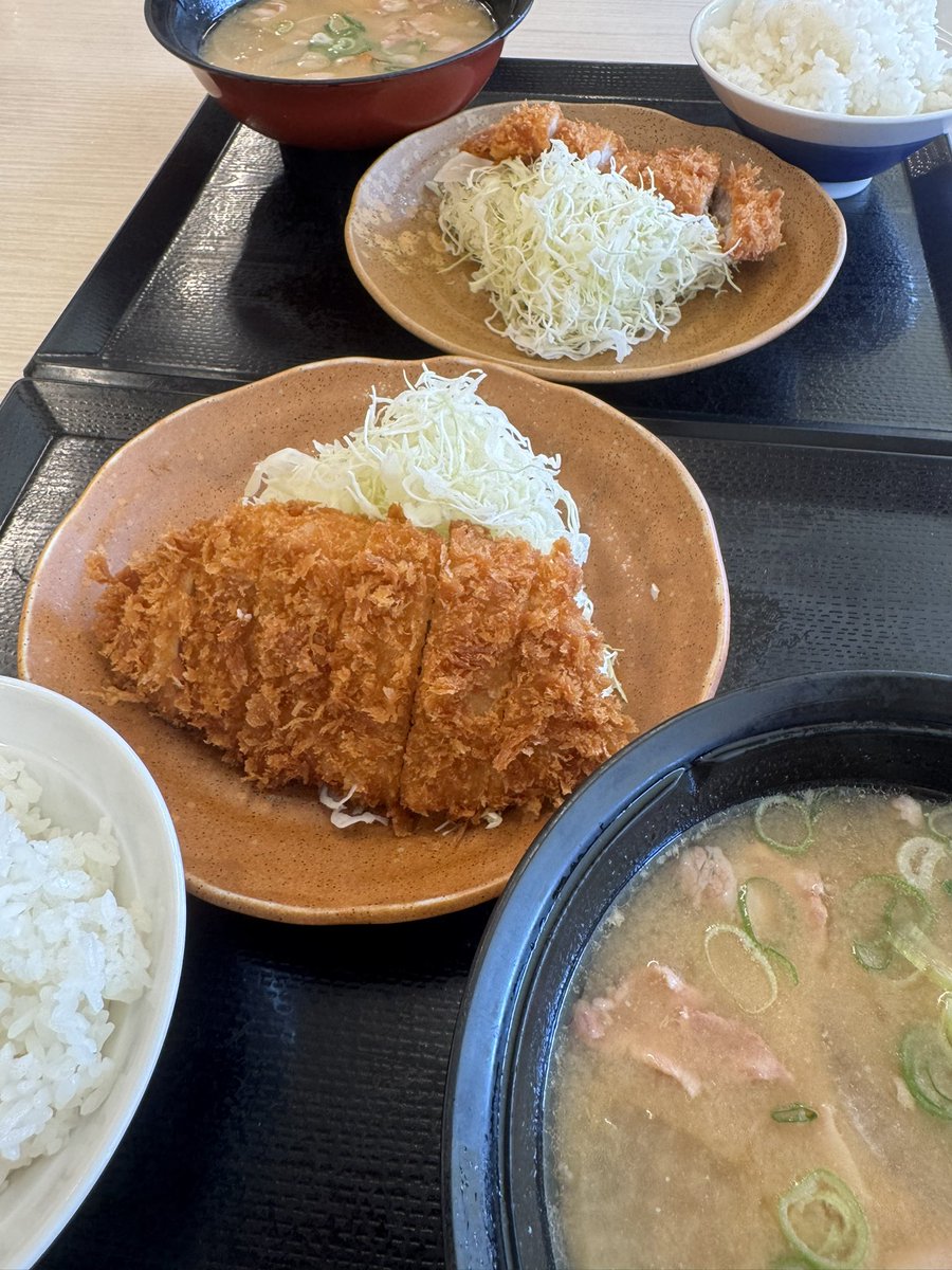MoonRide88's tweet photo. 宗教上の理由で豚肉が大好きです( 'ω')人🐷 https://t.co/hhaHy3IJif