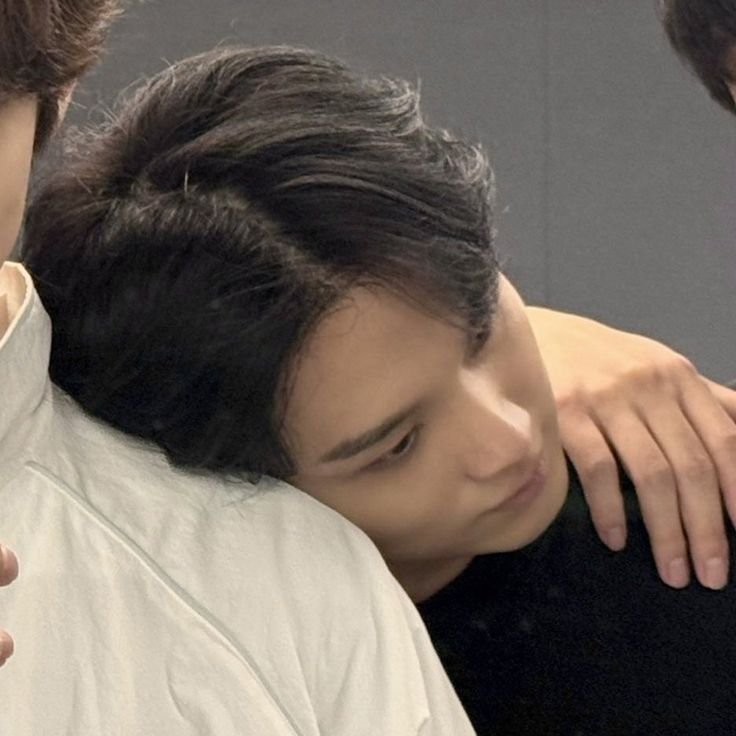 firstfruitg's tweet photo. @reemrkeu HAPPY HAECHAN DAY 🐻🌻🤍

#해찬생일_완전_크레이지
#TasteOf26withHaechan
#HAPPYHAECHANDAY https://t.co/FobaOygoK1