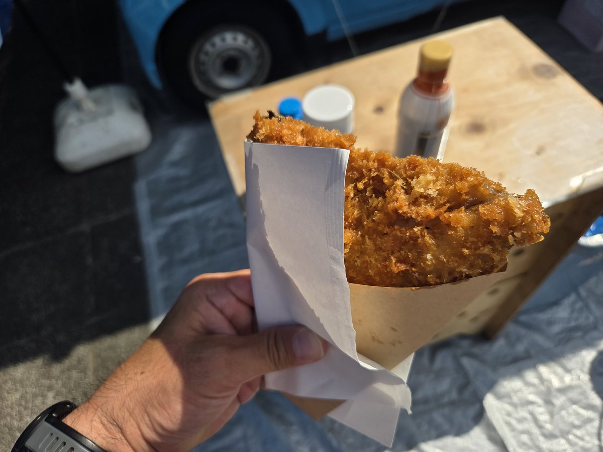 phantom7250's tweet photo. スタグルおかわり

小田原のアジフライをいただきました。

手軽に食べれて美味しかったです😋

アジ喰ったので、エスパルス勝ちます多分😆

#spulse 
#fmarinos 
#清水サポ横浜遠征 https://t.co/OXGGz9vRM7