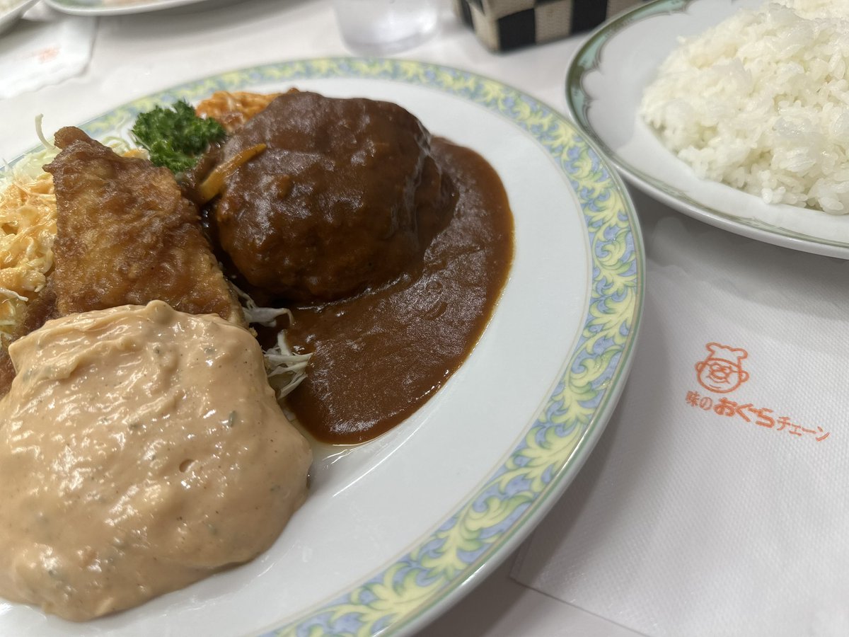 char06062014's tweet photo. 全日本TTの帯同で宮崎におりました。
カロリーをしっかり蓄えて帰京します✈️

坂本マッサーおすすめのうどん屋さんはまた今度！！ https://t.co/Gd7ObcedCE