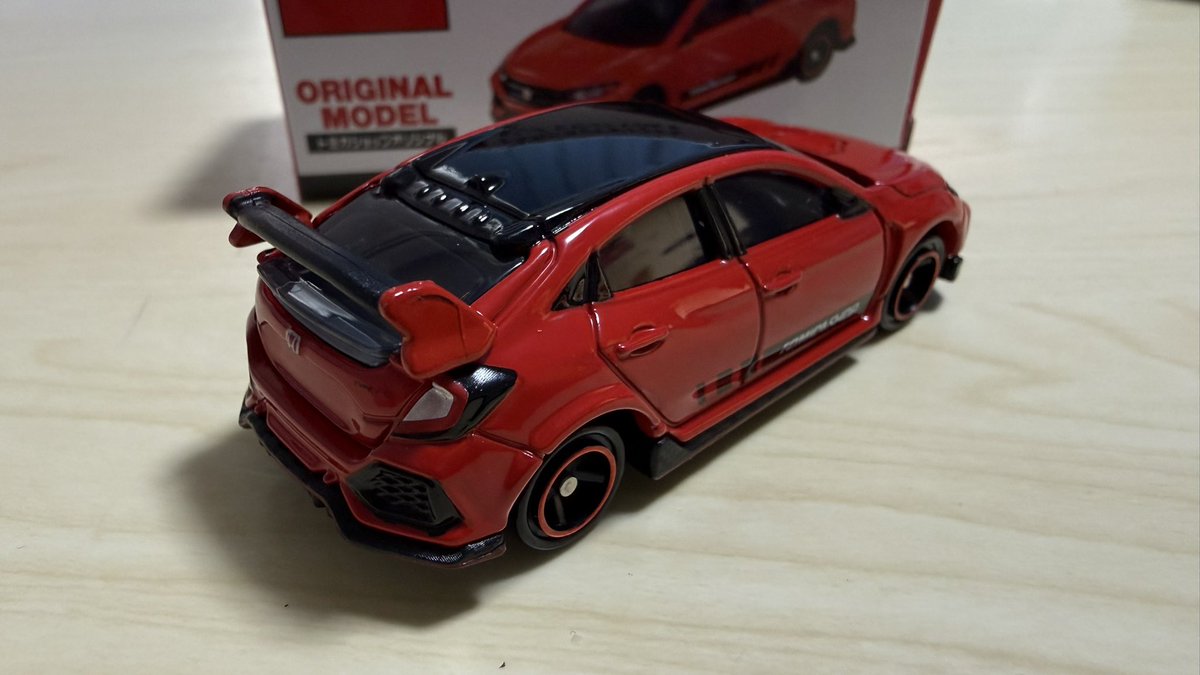 tanyhiro57's tweet photo. 忘れた頃にやってきた
トミカショップオリジナル
シビックTYPE R FK8

何かと新型が出てるのにFK8の特別仕様多い様な気がする
FK8ユーザーなので大歓迎！
#トミカ https://t.co/5ArEpLNdMr