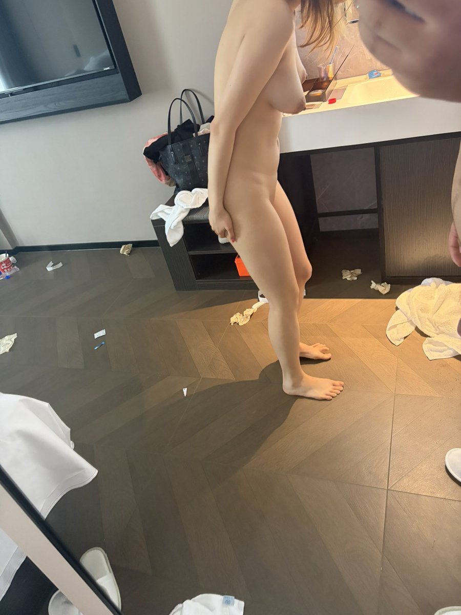 newkk15's tweet photo. 端午节去南京，
有没有一起玩的，
男女不限，但是只要一个人就够了 https://t.co/p840xkRnTn