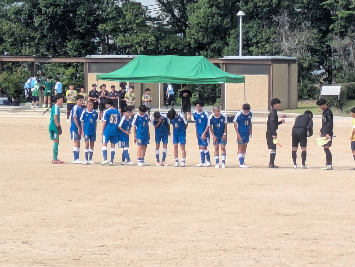 kabiko0's tweet photo. 高校サッカーの後はジュニアユースの応援に⚽️
卒団生2人、頑張ってましたね
早く帰らないと18時に間に合わない https://t.co/EAoZvbSINc