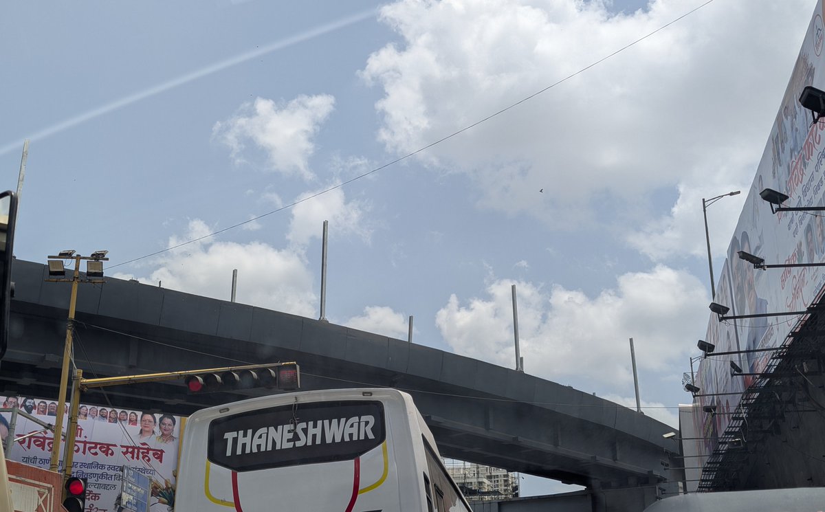 bodkeitis's tweet photo. MUMBAI METRO LINE 4

OHE pole installation has reached Teen Hath Naka Station. https://t.co/U79d4AerMI