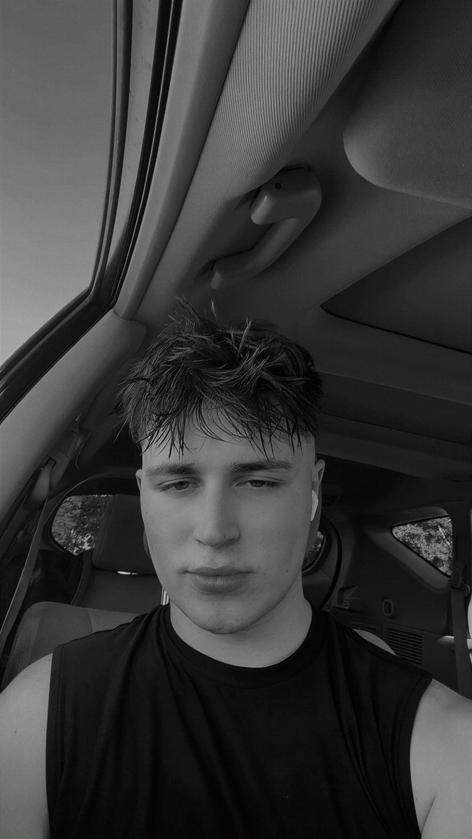 bubblebuttbdn's tweet photo. LETS GO!!!!! THANK YOU ALL FOR 2.3K FOLLOWERS

WOULDN’T BE WHERE I AM WITHOUT YOU ALL 🥰❤️😌 https://t.co/6yckbYpOHe