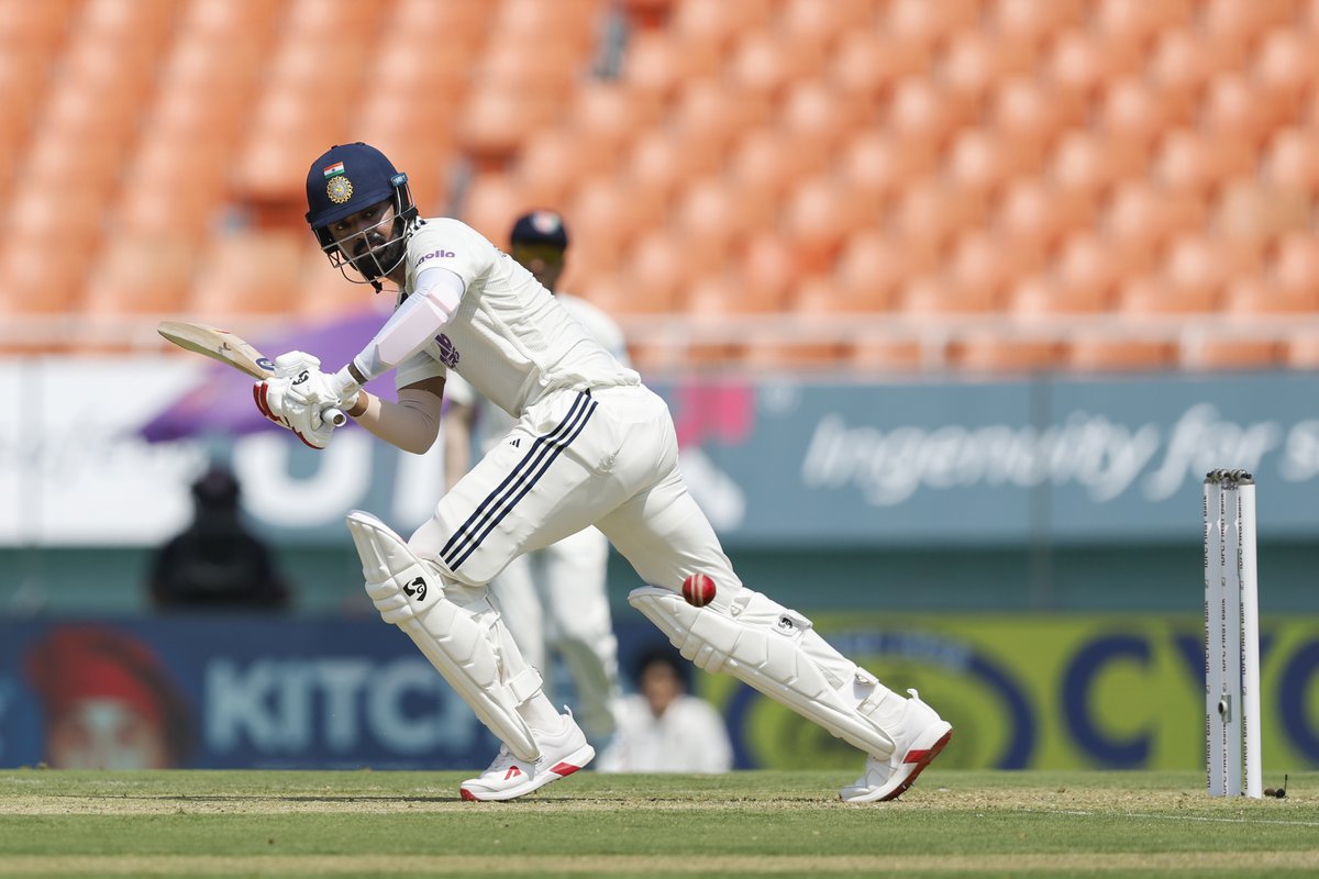 BCCI's tweet photo. 💯 up for #TeamIndia! 💪

KL Rahul &amp; Sai Sudharsan putting up a solid show in the middle. 👍

Updates ▶️ https://t.co/Au50EfVM30

#INDvAFG | @IDFCFIRSTBank https://t.co/lz4Kvd6S2l