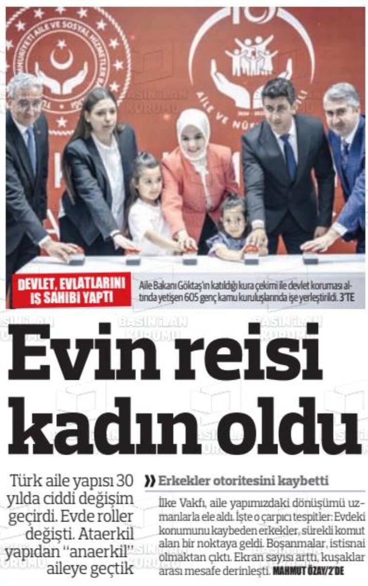 MagdurTr's tweet photo. @gazetepano baskılaya baskılaya kadın reis de oldu.
nafakayı reis kadın ödesin https://t.co/UDpn0x14fb