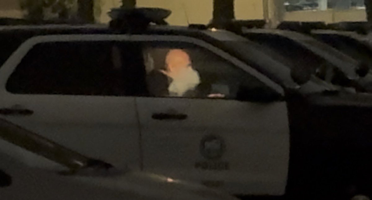 FilmThePoliceLA's tweet photo. They then drove away. I caught up to them and demanded their serial number. They said wait a second and then drove away. I followed them on a scooter and had to cutoff the police car on Sunset to force them to ID.

This is what we are spending the LAPD’s $300M increase on. https://t.co/aXrumwTEoh