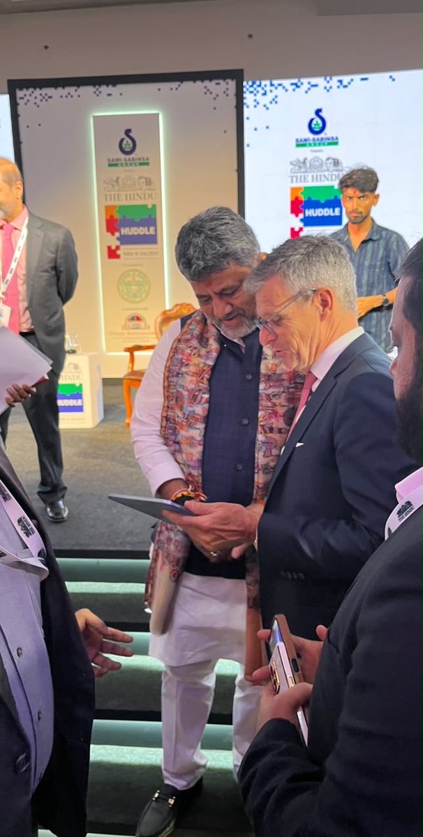 EU_in_India's tweet photo. It was a packed day for @EUAmbIndia in Bengaluru yesterday! 🇪🇺🇮🇳 → Meeting with @CMofKarnataka → Participation in #TheHinduHuddle2026  → Engagement with the EUMS Counselors &amp; European businesses → Strengthening #EUIndia ties in tech &amp; trade. 

More collaborations ahead! https://t.co/tFCv8gt83P