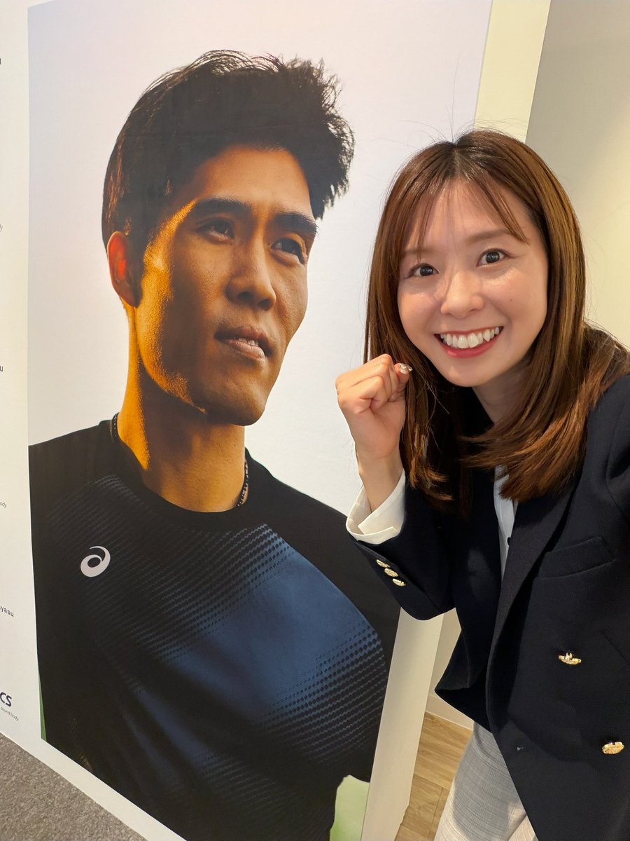 _nao_watanabe's tweet photo. 冨安選手✌️✌️
最高の舞台で最高のプレーをみせてください😆⚽️
こちらは応援の準備万端！整っておりますっ📣✨
目指せ！世界の頂点🏆✨
#トミと新たな景色を #冨安健洋選手 #アシックス https://t.co/bjhHNySqhU