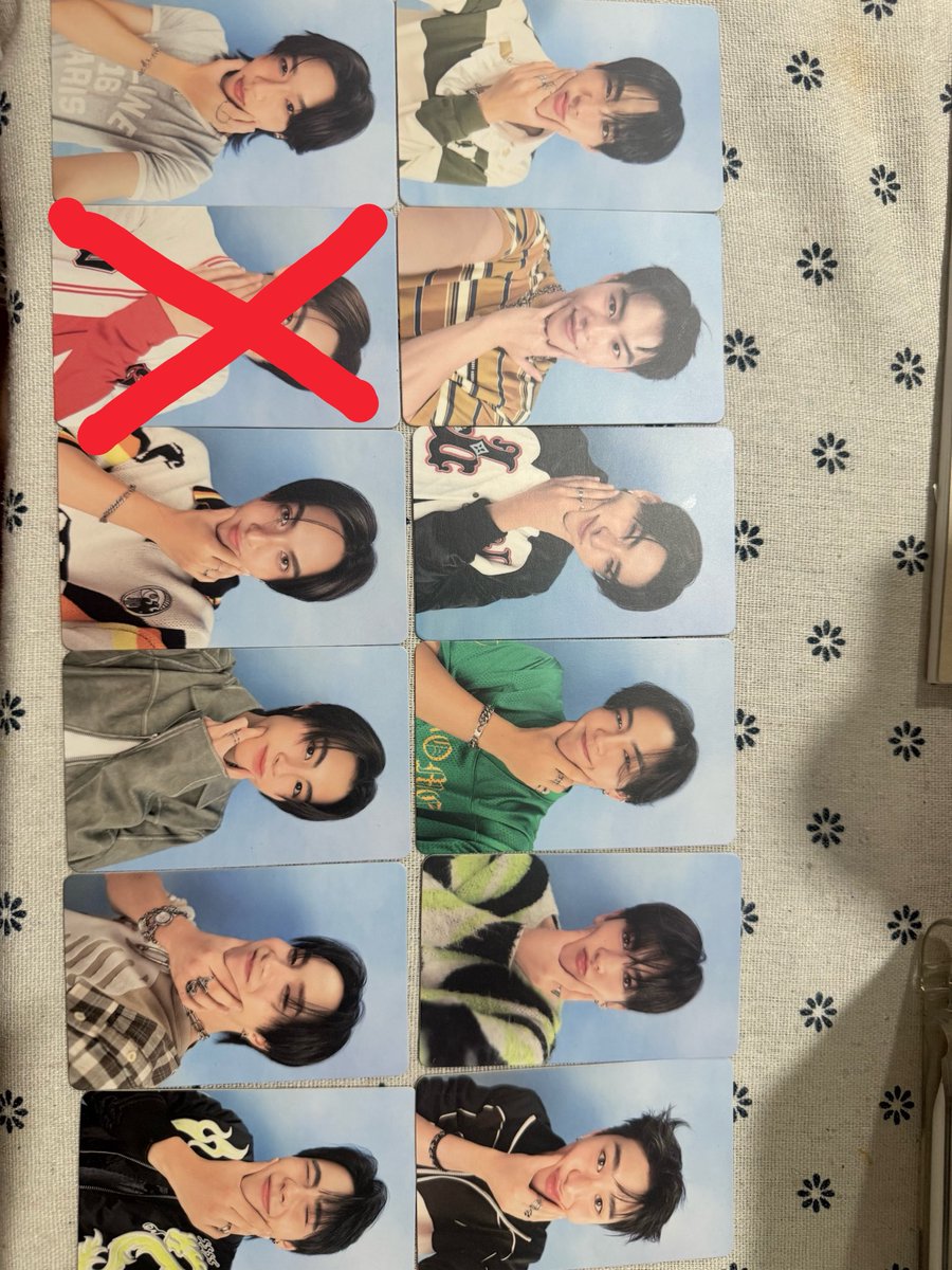 beliveyoru's tweet photo. อัพเดทคับ
ใบละ 60 ค่าส่ง  40  🤍🩵🚙

#ตลาดนัดบัส #ตลาดนัดbus https://t.co/Z2n2ruX1Tc
