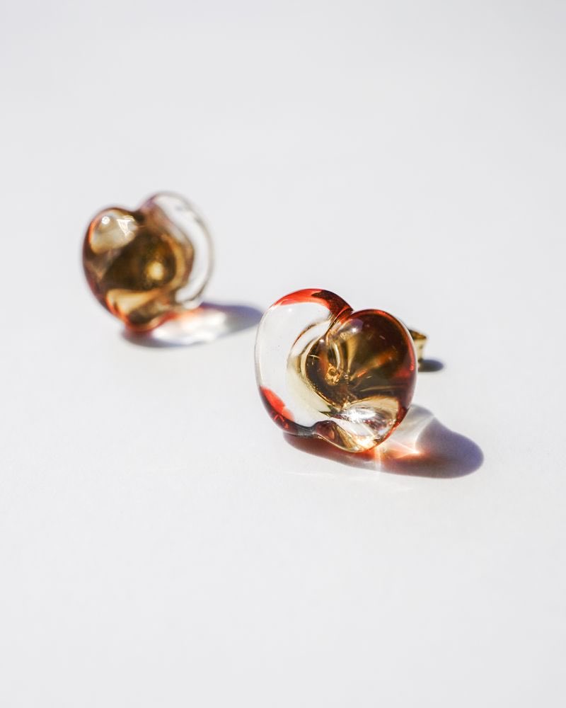 CLOUD_BLDG_moln's tweet photo. 「 HARIO Lampwork Factory 」 POP UP

2026年6月24日（水）〜7月12日（日）
open 12:00〜18:00 ／ close 月・火曜

1921年創業の耐熱ガラスメーカー「HARIO」が、職人の技術を受け継ぐためにはじめたアクセサリーブランド、「HARIO Lampwork Factory」のPOP UPを開催します。
↓ https://t.co/UUQ7wzWuoo