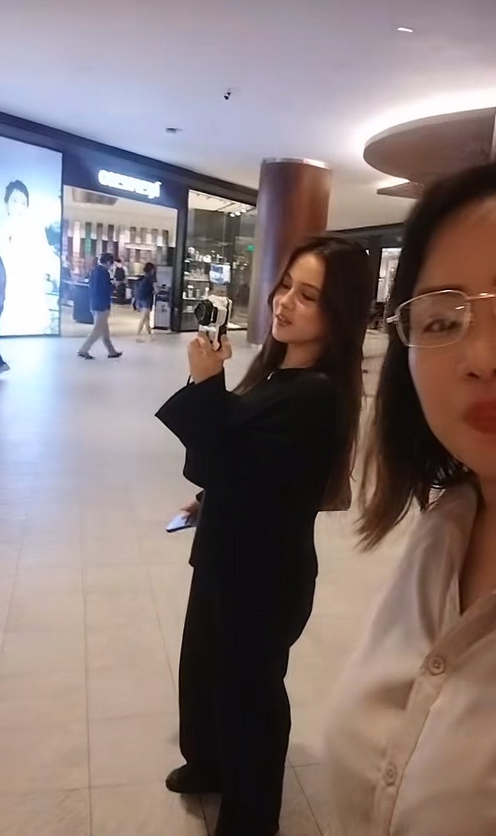 captaltruther_'s tweet photo. tala sightings from tita lorie’s acc! 

🔗: https://t.co/dMWxSLzfLy

#KrystalMejes https://t.co/laOLRnoYNF