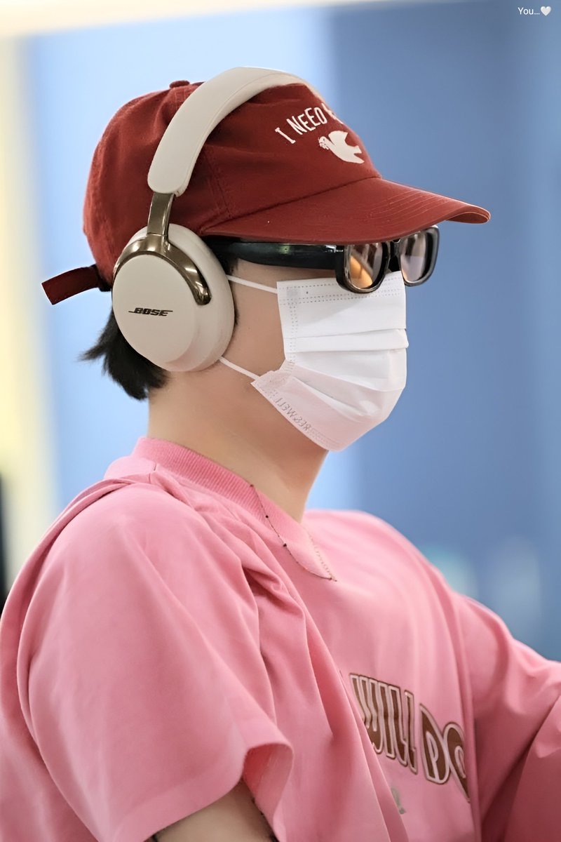 smile10041120's tweet photo. ✈️ @MYNAME_KYong ✈️

Fukuoka Airport
departure🛫
FUK/RJFF 

2026🤍06🤍06

#GUNWOO @Mybabygunwoo
#INSOO @k10208888
#SEYONG
#MYNAME https://t.co/otPu86AhZI