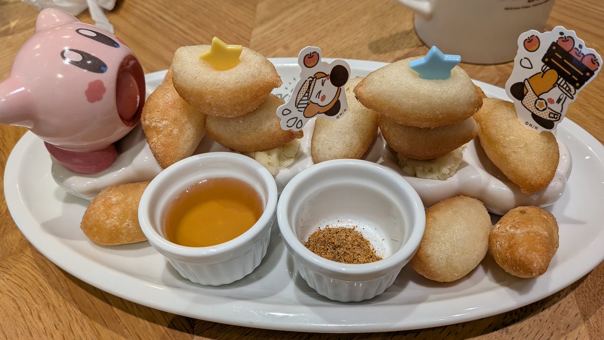 livegel8's tweet photo. カービィカフェきた https://t.co/T3beYIcOuG
