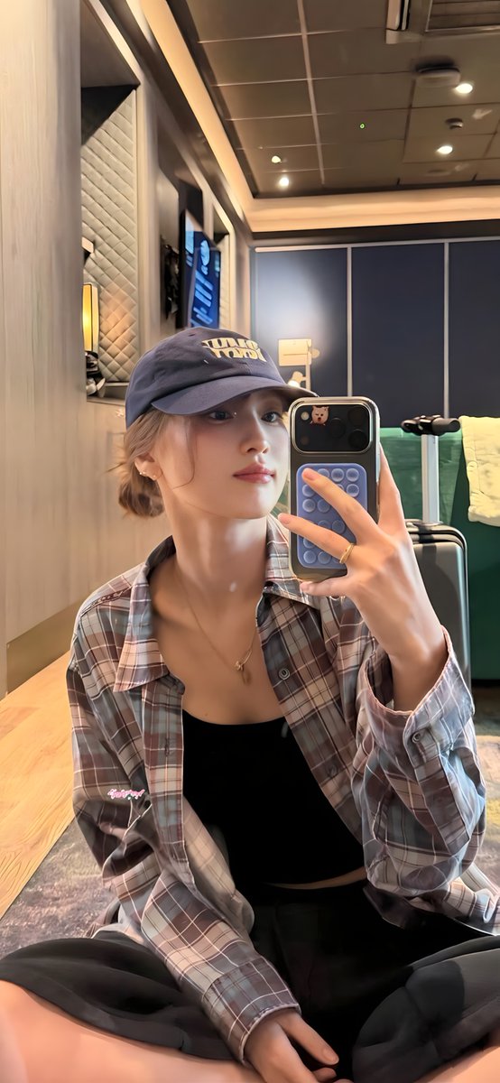 ForeverTwiceOT9's tweet photo. Momo Instagram update. Part 3

FULL SCREEN WALLPAPERS.

Go to my Google drive and download 80000 HD Twice photos for free.

#TWICE #트와이스 #ONCE #원스 #OT9
#모모 #モモ #もも #平井桃 #MOMO https://t.co/yupvTUFPXf