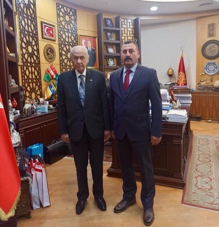 isakizildemir's tweet photo. Milliyetçi Hareket Partisi (MHP) Şanlıurfa İl Başkanlığına getirilen Dostumuz Ecz. Osman MUTLU Kardeşimi tebrik ediyor,çalışmalarında muvaffakiyetler diliyorum.

Bugüne kadar yaptığı taktire şayan hizmetlerinden ötürü Mahmut GÜNEŞ Kardeşime teşekkür ediyorum.
@mgmahmutgunes 
@eczosmanmutlu