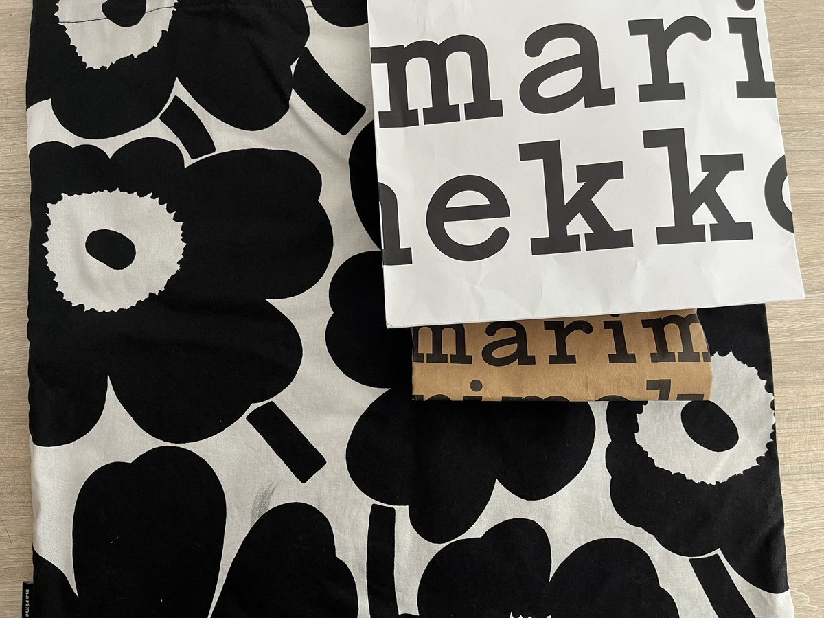 Pupuuu0's tweet photo. ส่งต่อ Marimekko แท้100%
 850 ส่งฟรี 
สถาพ 98% 

#ส่งต่อMarimekko 
#ส่งต่อเสื้อผ้า #ส่งต่อเครื่องสำอาง 
#ส่งต่อatreasurebox #ส่งต่อเสื้อผ้า #ส่งต่อเสื้อผ้ามือ2 #ส่งต่อcintage #ส่งต่อvghbkk #ส่งต่อstylist #ส่งต่อเครื่องสําอาง #ส่งต่อpandora #ส่งต่อpipatchara #กระเป๋า https://t.co/NkRYYaFBpD