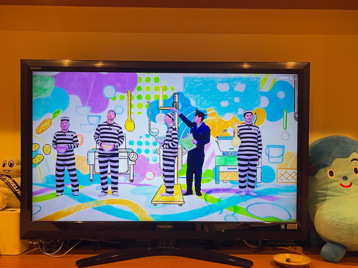 ichiootsuka's tweet photo. 空想シーンの背景イラストを描いていますNHK土曜ドラマ「ムショラン」
前回はたくさん背景イラストシーンが多く嬉しかったですー。
今晩10時放送もまた少しだけ背景イラストでてくるはずー
楽しいドラマです。みなさんぜひぜひですー https://t.co/D3Uf6nnXBX