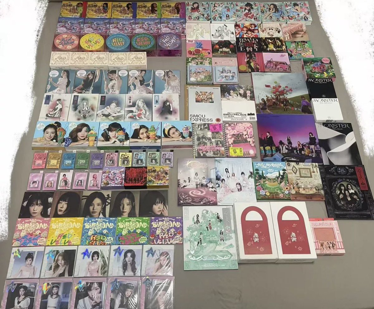 reve_daily's tweet photo. [INA GO 🇮🇩 / OPEN PO] 

REDVELVET  All album sealed

✅ Sealed
✅ GO Line / WhatsApp
✅ Bisa bayar DP
❌ Pack &amp; admin

📩 DM untuk order / tanya

Wts wtb album irene seulgi wendy joy yeri
*foto cuman buat contoh kumpulan album* https://t.co/xbEqiF3ymN