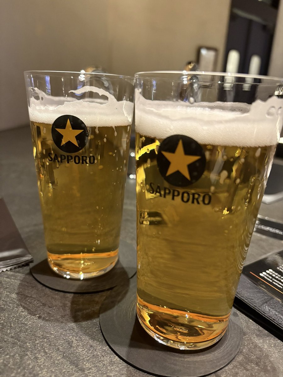 akn396's tweet photo. 好きな女と飲んでる
最高か？ https://t.co/Y08T9ZLvOb