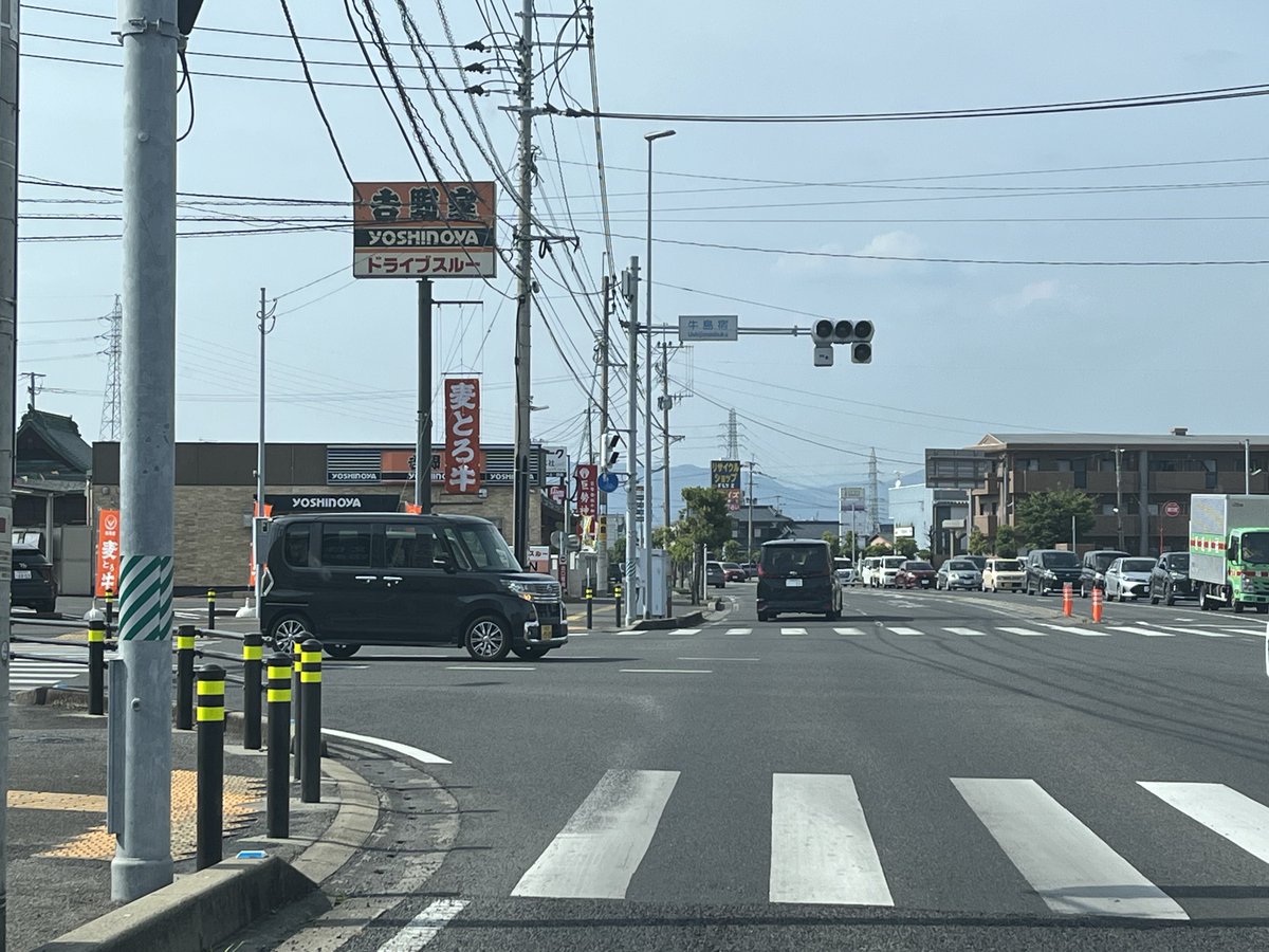 fromJPtoHK's tweet photo. SAGA県に上陸。オレンジの看板、吉野家じゃねえか https://t.co/iGoQGhzmeE