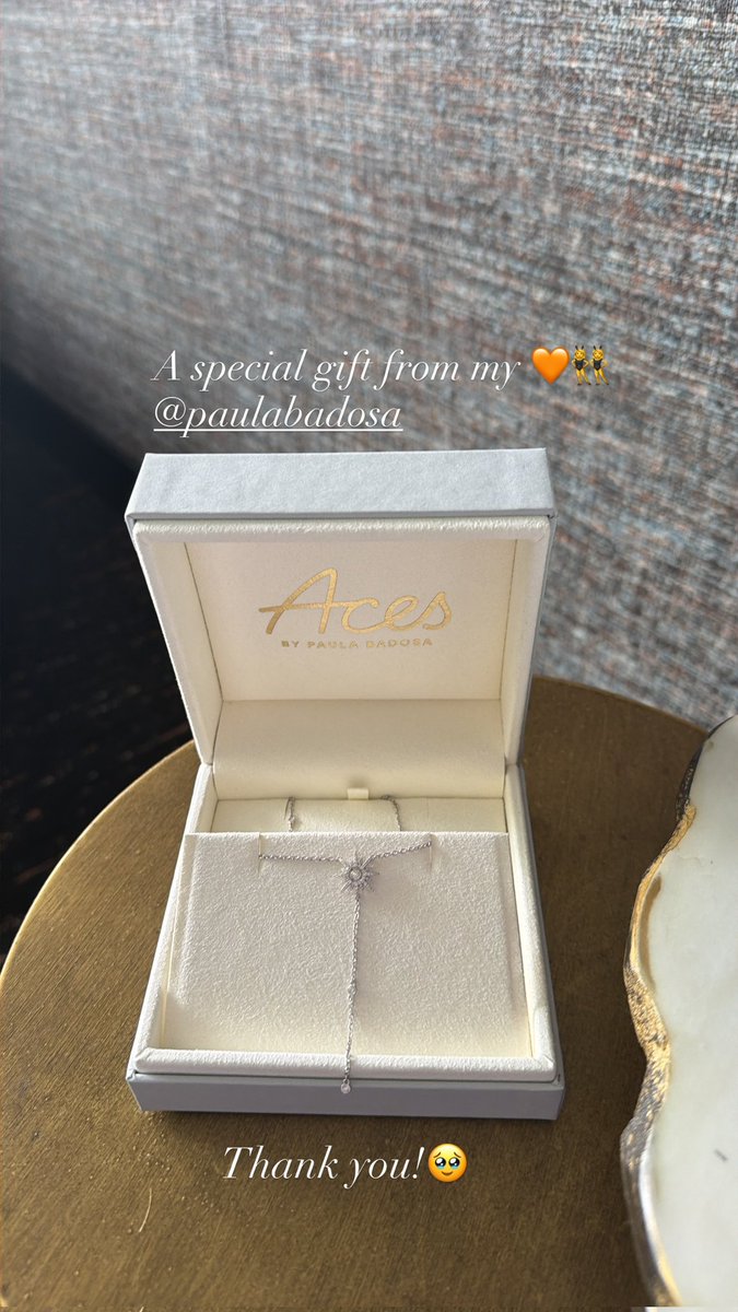 updatesbadosa's tweet photo. 🎁

📸 Ig: gabrielaruse https://t.co/2tEWZPlecL