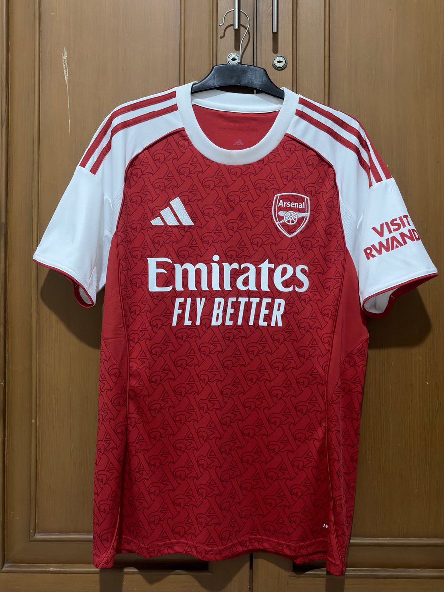 balll8_'s tweet photo. @Jerseyforum #jersey4sale

Arsenal Home 25/26, champion of england
replica size m
used once, kondisi masih mulus aman
1.200k https://t.co/Pjr3sgcSkb