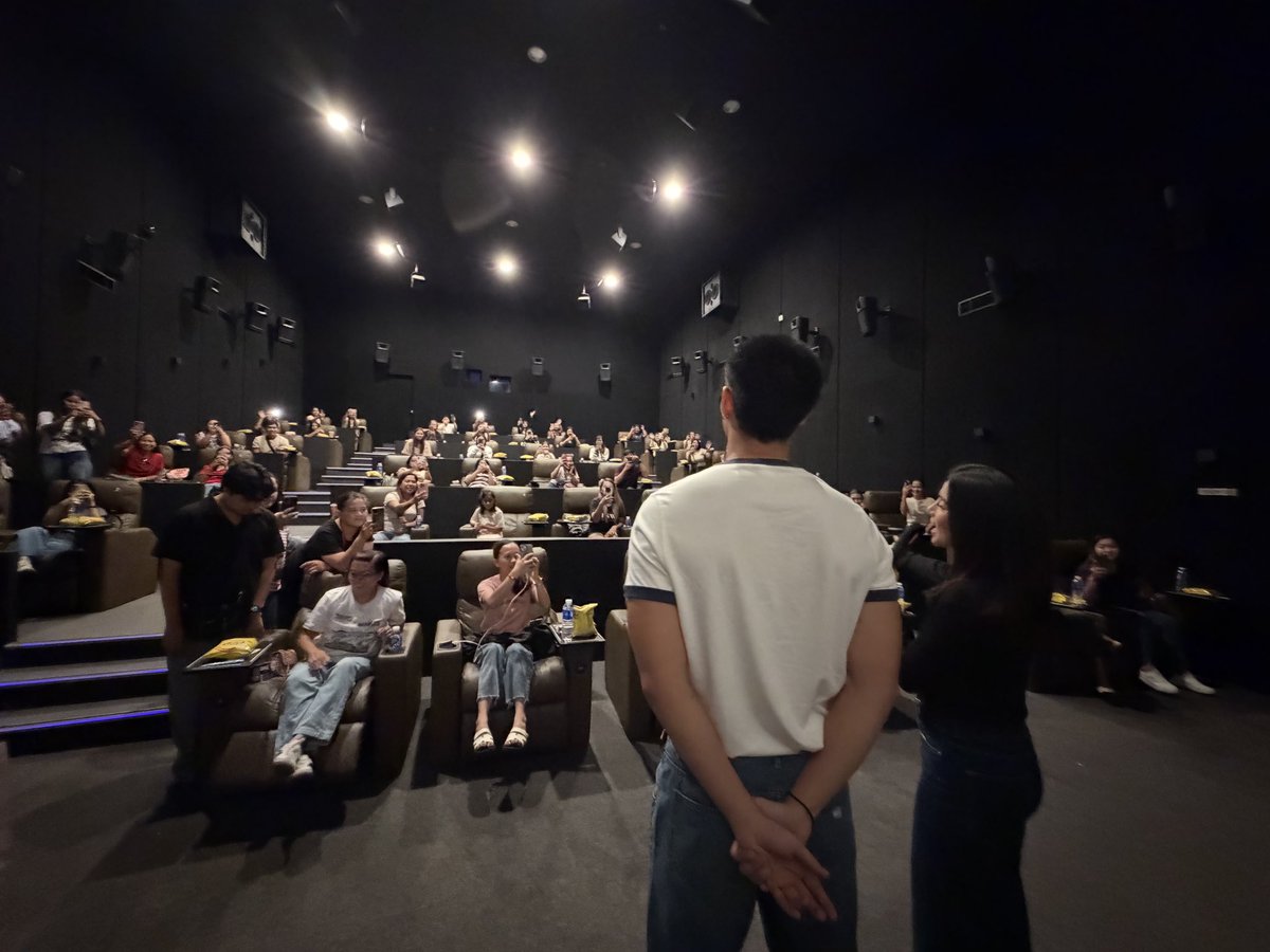 StarCinema's tweet photo. Donny Pangilinan and Belle Mariano at the Blockscreening of DonBelle Worldwide. ✨

📍SM Iloilo | Directors Club 1

Get your tickets now and experience Tayo Sa Wakas! Visit https://t.co/GWCheUrvn0 🎟️

#TayoSaWakas — a 33rd anniversary offering from Star Cinema, a film by Cathy Garcia-Sampana.

NOW SHOWING on its SECOND WEEK in cinemas nationwide.