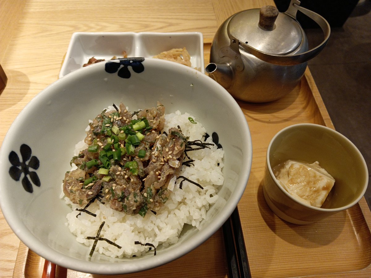 shibuentry8's tweet photo. アジのお茶漬けが食べたくなって……🙄

ってことにしておく……

てか、ここはとこだ‼️🤣 https://t.co/dwuAVVfnRt