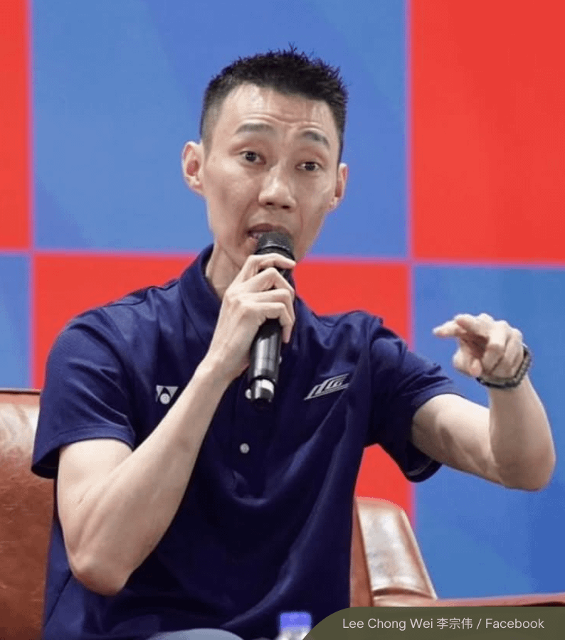 NewsBFM's tweet photo. BAM has defended its new hostel curfew rules, saying it is accommodating towards national shuttlers.

"If there is an event, you can just reply, maybe 'today I'm back late.' It's not like you have to be here full-time every single day.

"In China, even if you are married, you have to stay inside," said  performance committee chairman Lee Chong Wei.

🧵1