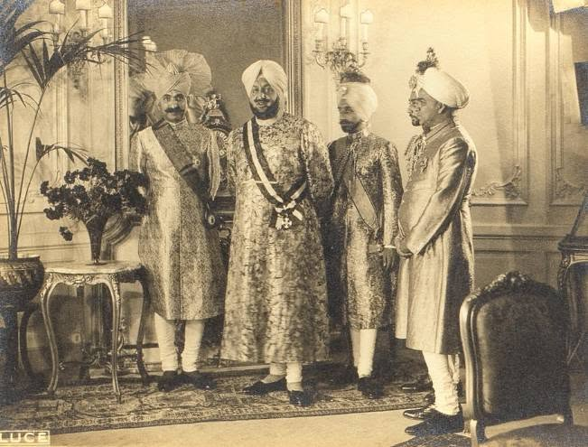 oroyalarchives's tweet photo. @sarahsinghNY Here is one from when Rajadhiraj Sahib was visiting Rome with His Highness the Maharaja. https://t.co/rMbefXisbJ