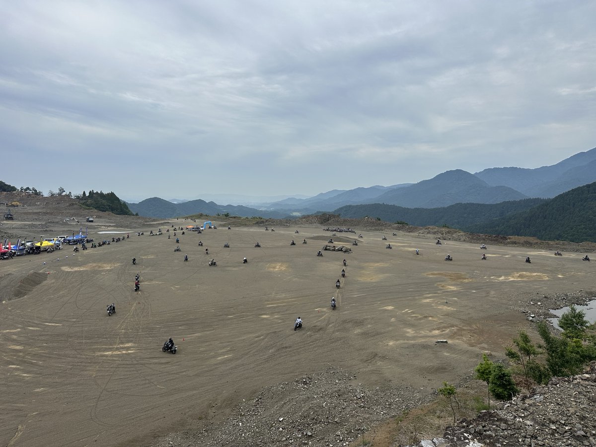 mscharacycle's tweet photo. 明日はBMW MotorradGSファンライド2026です。参加の皆様はAM6:00開場となります。参加の皆様はMotorradKoshigaの黒いテントまでお越しください、怪我無く一日楽しみましょうね~ #BMWMotorrad #GSFUNRIDE https://t.co/Vbd9HonosZ