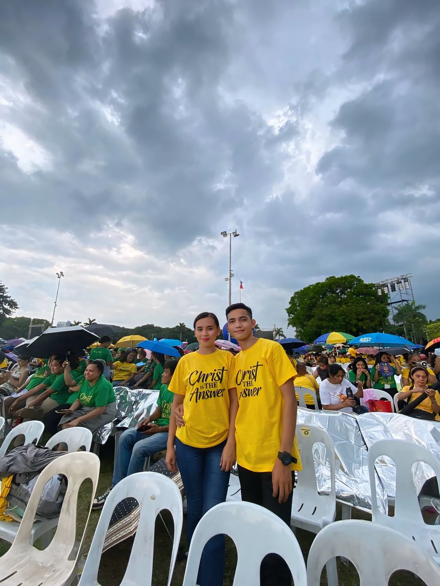 baezcharisse's tweet photo. 💛 https://t.co/eOEC3Ctwg4