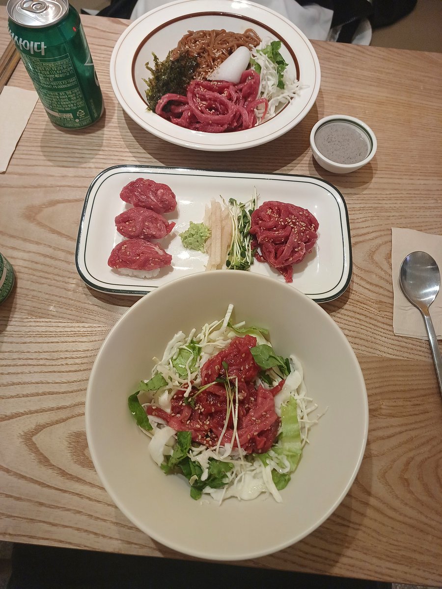 Flawless_ryu's tweet photo. 궁동맛집을 털어보자
@xoxo_uyuxo https://t.co/dMeFJj0mzN