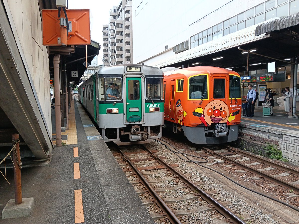 2026.6.6 高徳線358D 板野行き 1231+1232 本日は未リニューアル車の連