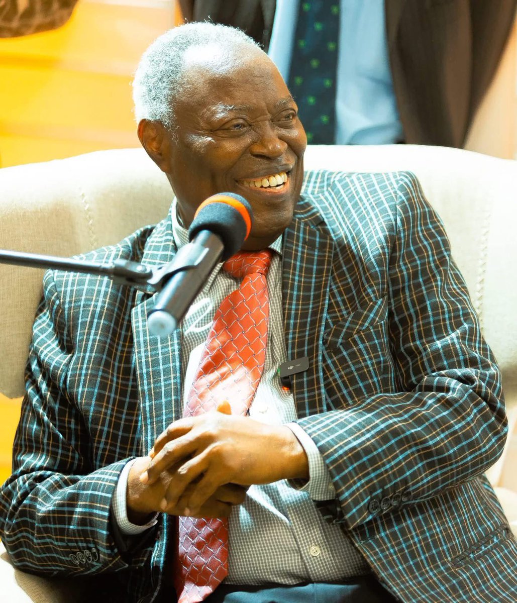 God_shinning's tweet photo. Happy birthday to us o
It’s our grandpa’s birthday🤭😍
#kumuyiat85 https://t.co/cUHjSdASl0