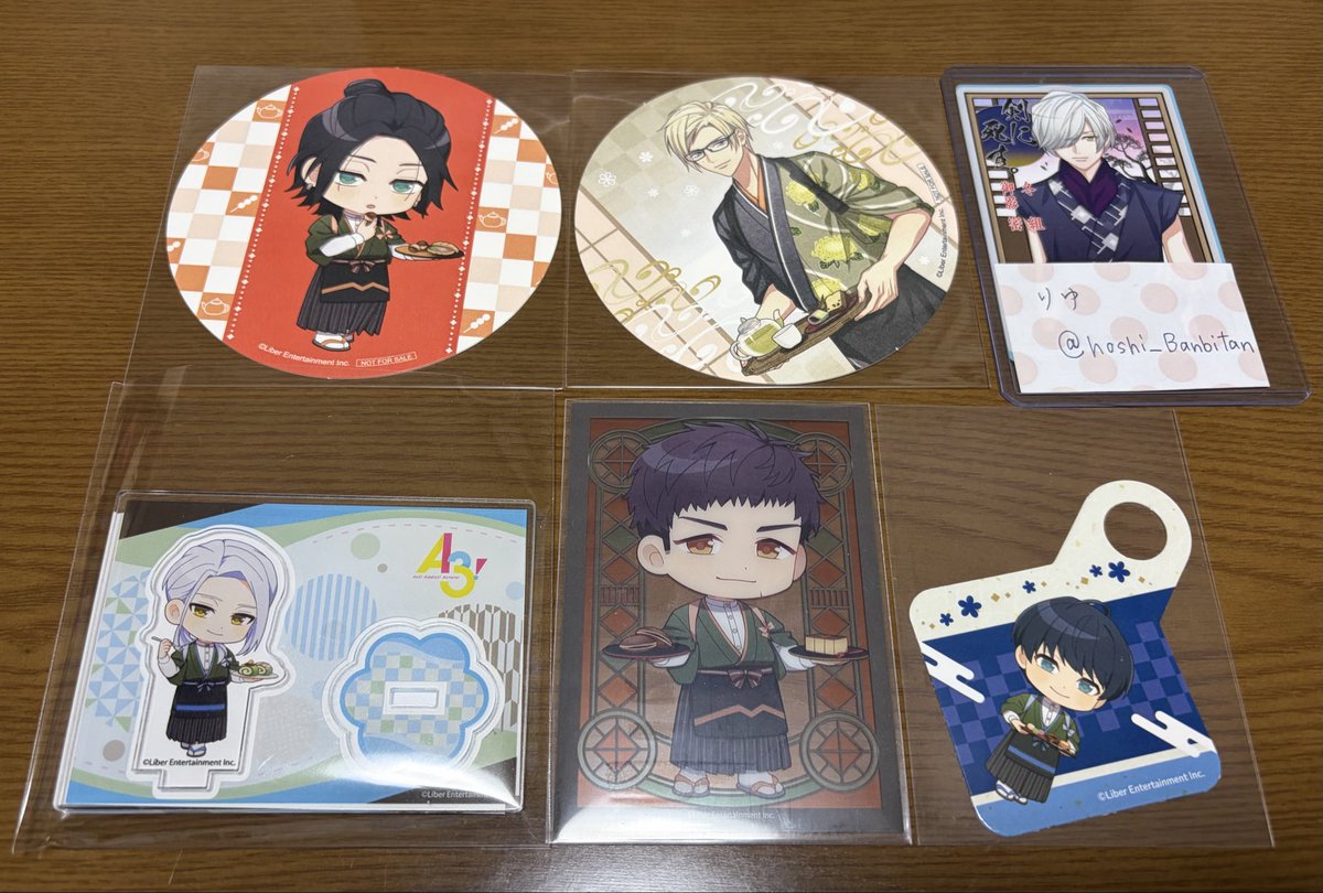 hoshi_Banbitan's tweet photo. 【交換】A3! エースリー　スイパラ　スイーツパラダイス

【譲】
コースター: 莇 左京（等身）
アクスタ: 東
クリカ: 臣
ストロータグ: 紬

【求】
各種 密（コースターは等身）

郵送交換希望です。

ピンポイントで難しいとは思いますが、1点からでもお気軽にお声がけください。 https://t.co/DmJI2uwmDX
