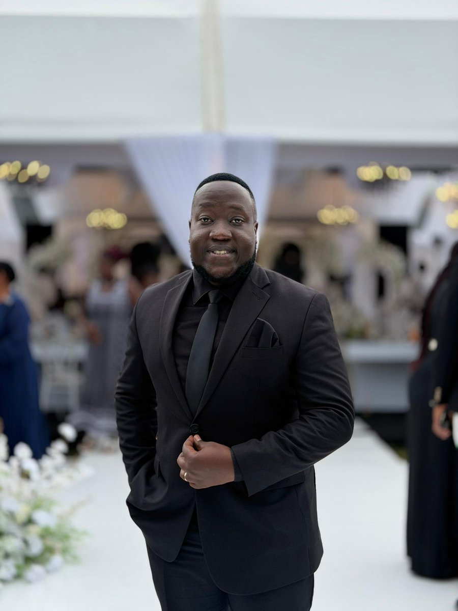 NsambaWilber26's tweet photo. Yesterday, I had the privilege of stepping away from property viewings to witness something truly special.The beautiful union of Gilbert and Samantha Atwine. It was an honor celebrating alongside a friend and colleague
Congratulations to the newlyweds! 🍾 @twineshots https://t.co/CW1eX2MaSG