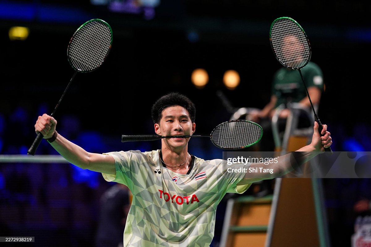 rubbergameid's tweet photo. Victor Lai, Alex Lanier, Alwi Farhan, Panitchaphon Teeraratsakul. Umur 20an awal semua. Calon2 yang bisa meramaikan persaingan tunggal putra di waktu2 mendatang. Menarik. https://t.co/BJUC3N3dYI