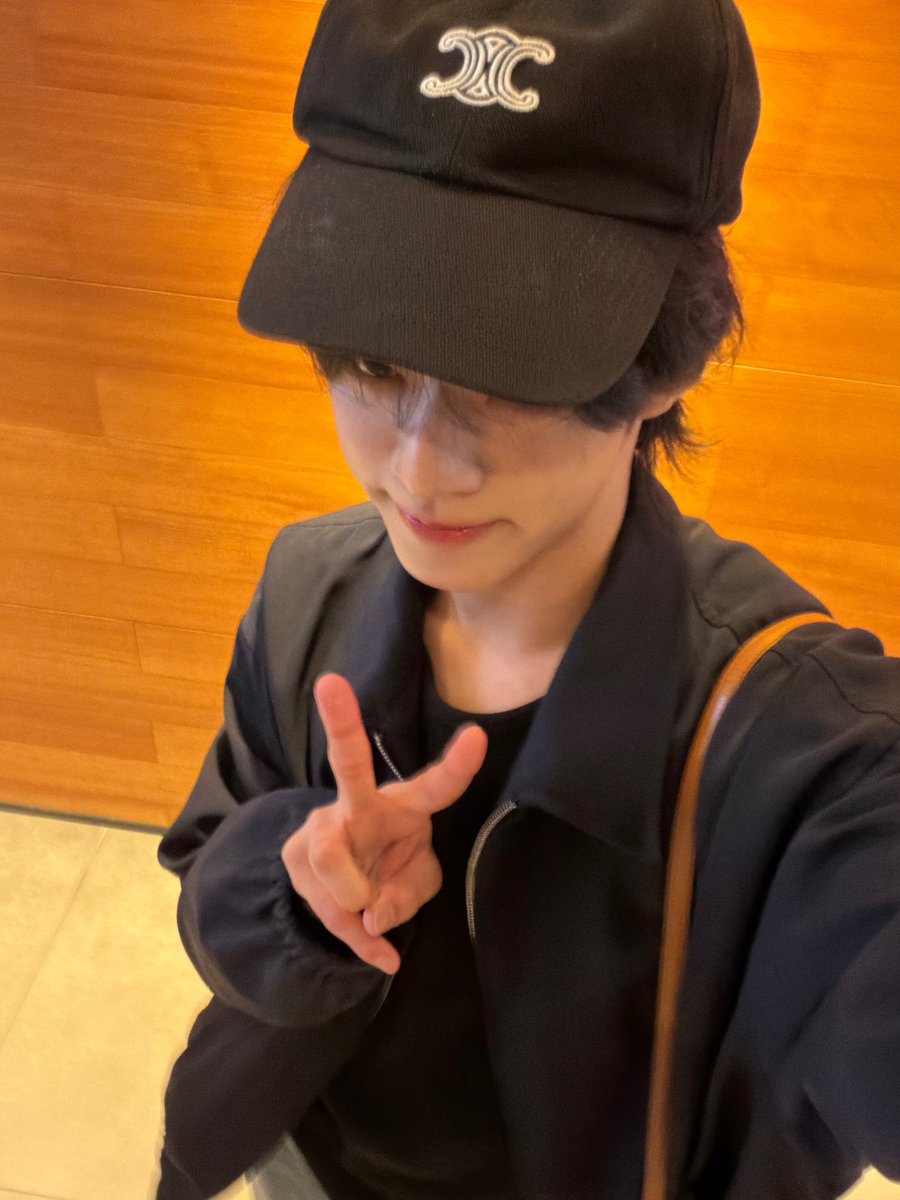 TWSLATION_'s tweet photo. [260606] #DOHOON WV POST

🐺: Going home after Mucore🍋🍋

#도훈 #TWS #투어스 @TWS_PLEDIS https://t.co/K4k3GUVZBc