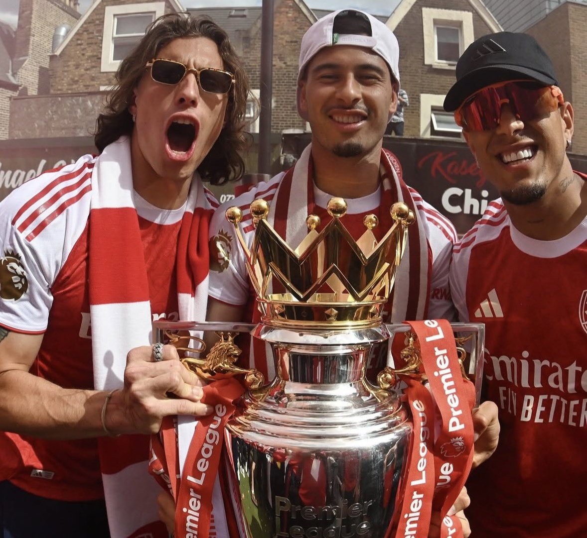 UPYOURARSENAL04's tweet photo. I must follow 1000 Arsenal fans Today, Drop a ♥️ and REPOST to follow back https://t.co/hEhbm7b2uV