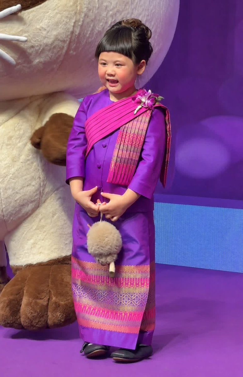 defimkim's tweet photo. น้องเกลน่ารักมากกกกก แอร์สาวน้อย🥹 https://t.co/JFEO52wkHf