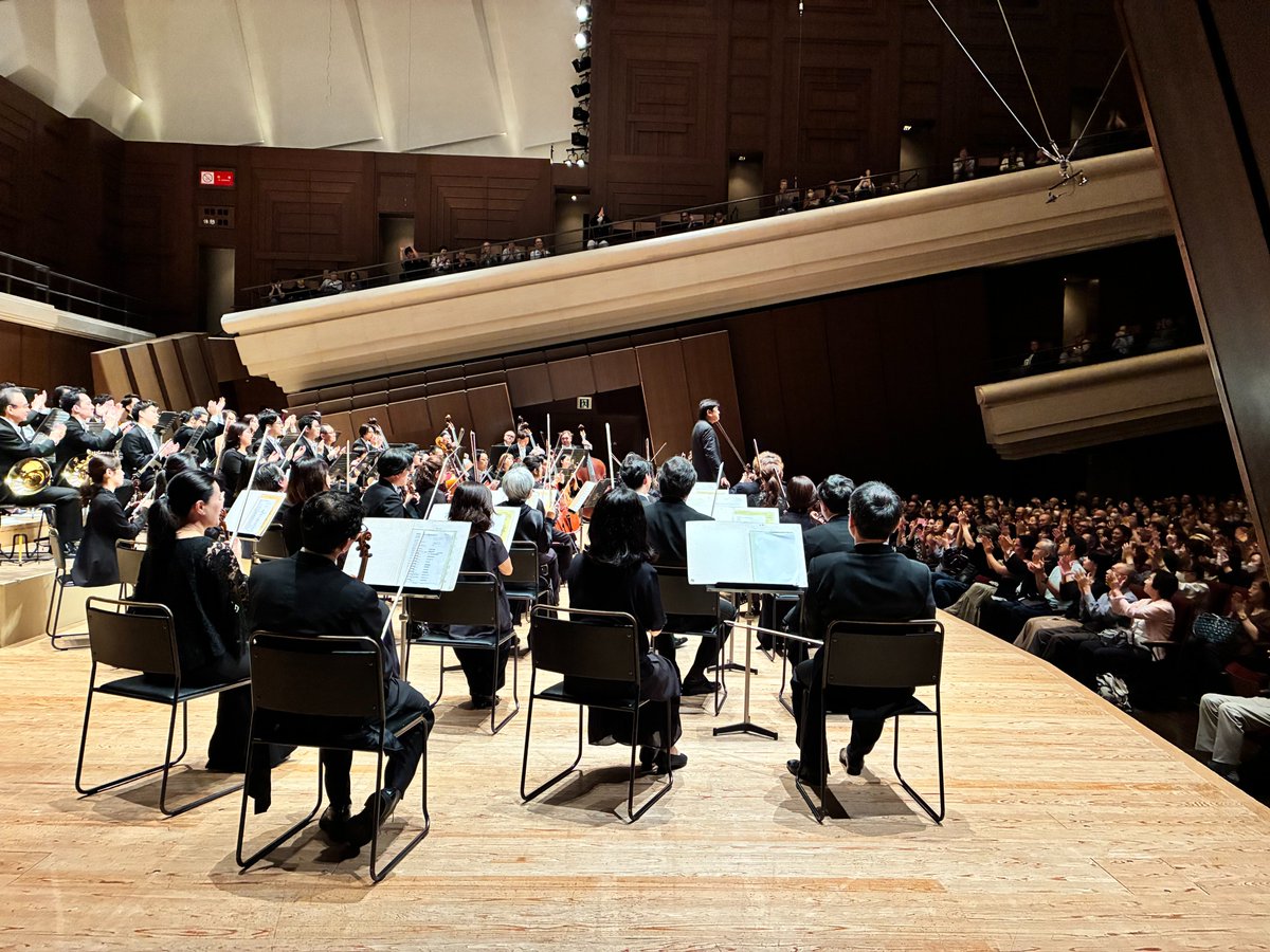 newjapanphil's tweet photo. 【すみだクラシックへの扉 #40】
皆さまご来場を頂き誠にありがとうございました！
明日は、ついにツアー最終公演となります📷
#新日本フィル #newjapanphilharmonic #オーケストラ #佐渡裕 #三浦文彰 https://t.co/8JNXD0fhJf