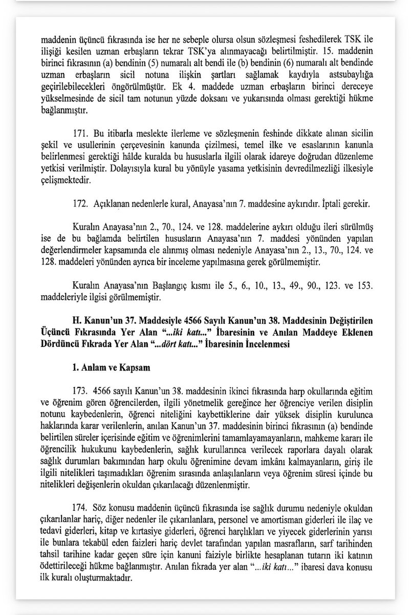 alitilkici38's tweet photo. Tüm Basında #UzmanÇavuş’ların özlük hakları düzeldi,düzelecek,adım atıldı.Kanun teklifi verildi diye yalan haberler empoze edilmiştir.
Yapılan ‘Tsk Personel Kanun teklifi’’içerisinde #UzmanÇavuş özlük haklarında  verilen bir Hak yoktur.

Yapılan değişiklik ‘Sözleşmeli Erbaş erlerimizin 7 yıl görev yaptıktan sonra %10unun Memuriyete geçişi ile ilgili düzenlemedir.

#UzmanÇavuş ile alakalı bölümü 16 Ocak 2026 tarihinde Anayasa mahkemesinin iptal ettiği 3269 sayılı Uzman Erbaş Kanunu 19 ncu maddenin yeniden yapılmasıdır.
Anayasa Mahkemesi verdiği kararda açıkça belirterek 
-Yasamanın yetkisinin idareye devredilemeyeceğini.
-#UzmanÇavuş’un alımlarından itibaren  kurs ,sicil işlemleri,Astlık-üstlük işlemleri,Görevde başarısız olma,intibak edememe,Görevden atılma Emekliliğe kadar tüm işlemlerinin Yönetmelikçe düzenlemesini iptal etmiştir.
-9 ay süre vererek Temel ilke ve esasların Kanunla belirlenmesi istenmiştir.

Yapılan Teklifde #UzmanÇavuş’un tüm özlük hakları Açık,anlaşılır,Yoruma dayalı olmayacak şekilde Kanunda belirtilmesi gerekirken.
Teklifin 12 nci maddesinde bir satır yazı ile tüm özlük haklarının Msb ve içişleri Bakanlığınca müştereken hazırlanacak yönetmelik ile düzenlenir diyerek Anayasa mahkemesinin verdiği karara uyulmamıştır.
#UzmanÇavuş’a verilen bir hak yoktur.
Verilen sözler yerine getirilmemiştir.
Yıllardır verdik vereceğiz diye geçiştirilen bu dönemde yapacağız denilen hiçbir düzeltme yapılmamış,Bizleri çağırıp yapılan bilgilendirme ve söylenen sözlerin tamamı boşta kalmıştır.
#UzmanÇavuş Sözleşmeli kalmıştır.Yine basit suçlardan meslekten atılacak,Hastalandığında 90 gün sonrası meslekten atılacak Ast-üst ilişkisi belirlenmeyecek. 2 dudak arasında mesleğini fedakarca yapmaya devam edecektir.
Emekli #UzmanÇavuş açlık sınırında yaşamaya devam etmektedir.
Yapıldı,Geldi geliyor denilen Tazminat ,Derece verilmesi bu teklifin içinde yoktur.
Tüm Basın ve Siyasi partilerin bilgisine

https://t.co/AA1BTQMiHO…

#UzmanÇavuş #EmekliUzmanÇavuş 
@TEMUD_2024 
@RTErdogan 
@dbdevletbahceli @kilicdarogluk @eczozgurozel @MDervisogluTR @erbakanfatih @mahmutarikansp @umitozdag @Ahmet_Davutoglu @alibabacan @yavuzagiraliog 
@Akparti @MHP_Bilgi @herkesicinCHP @iyiparti @rprefahpartisi @SaadetPartisi @zaferpartisi @devapartisi @GelecekPartiTR @anahtarparti