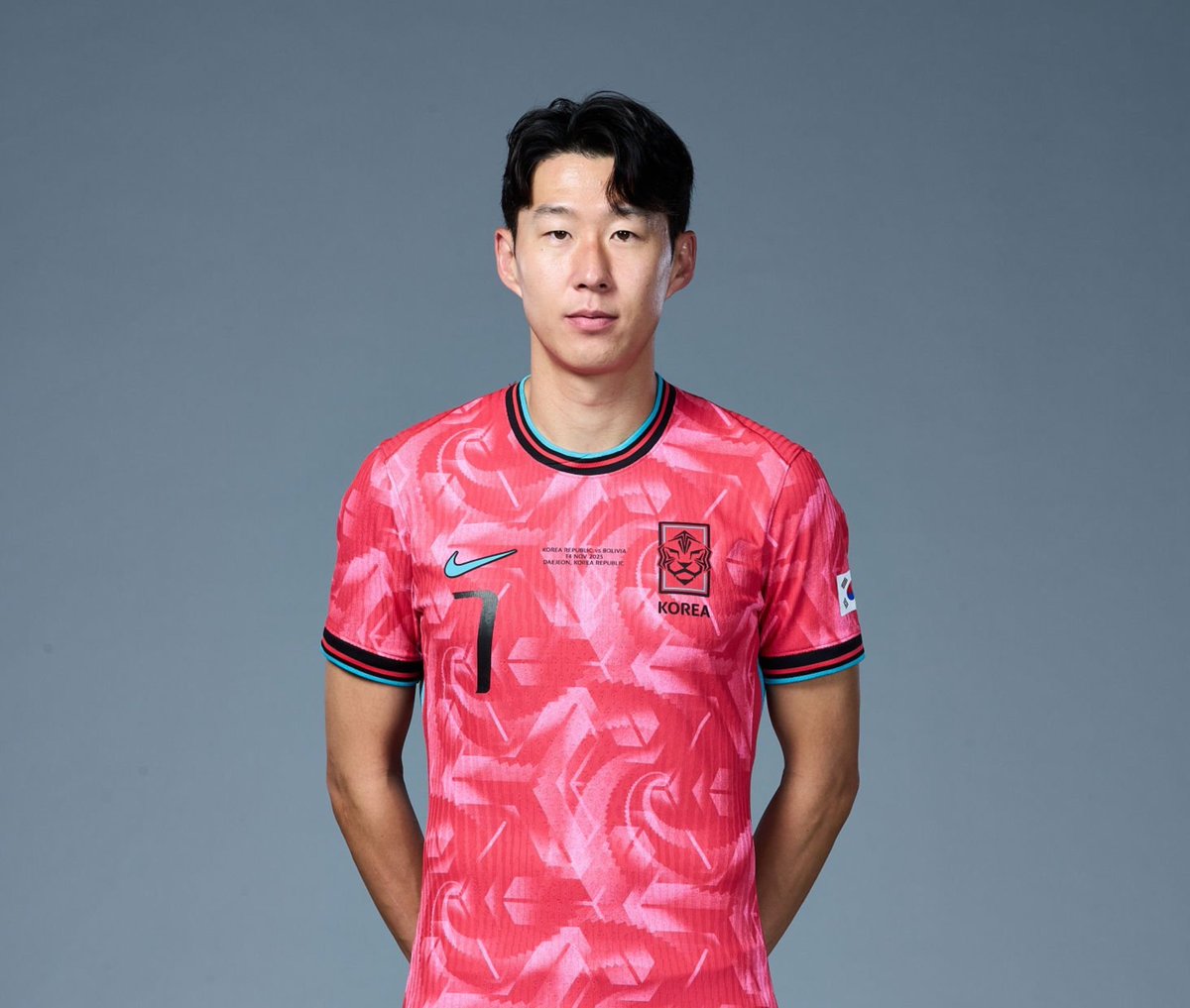HQpcrt's tweet photo. Son Heung-min #FIFAWorldCup https://t.co/omNfIvFfeP