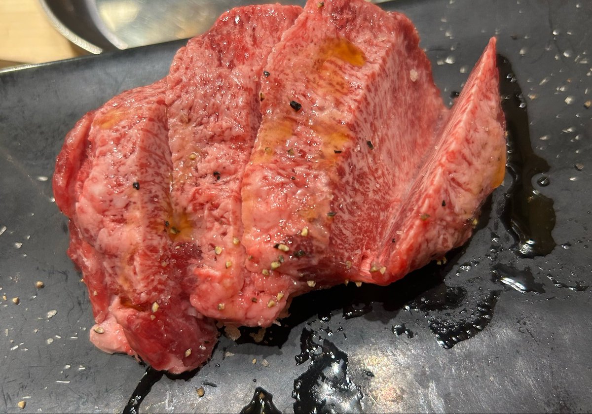 __a_a08's tweet photo. 人の金で食べる焼肉ｳﾒｪ.ᐟ.ᐟ https://t.co/rdxCd2k3vM